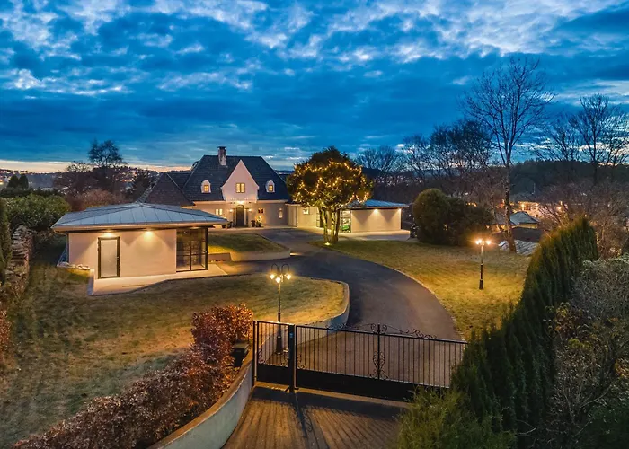 Hopsneset Luxury Villa